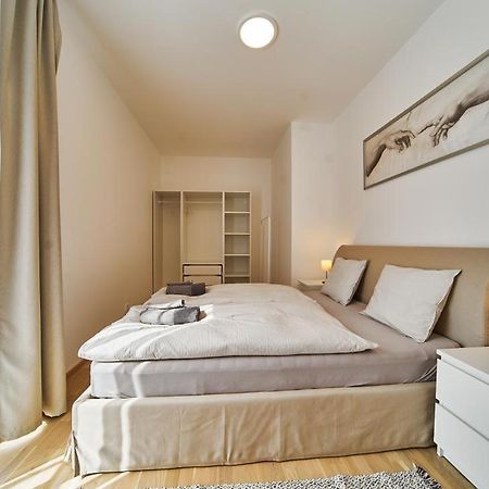 Dolcevita Apartments Гаррахов Екстер'єр фото