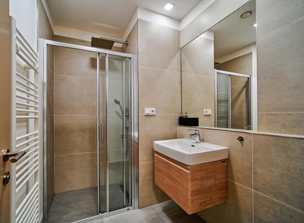 Dolcevita Apartments Гаррахов Екстер'єр фото