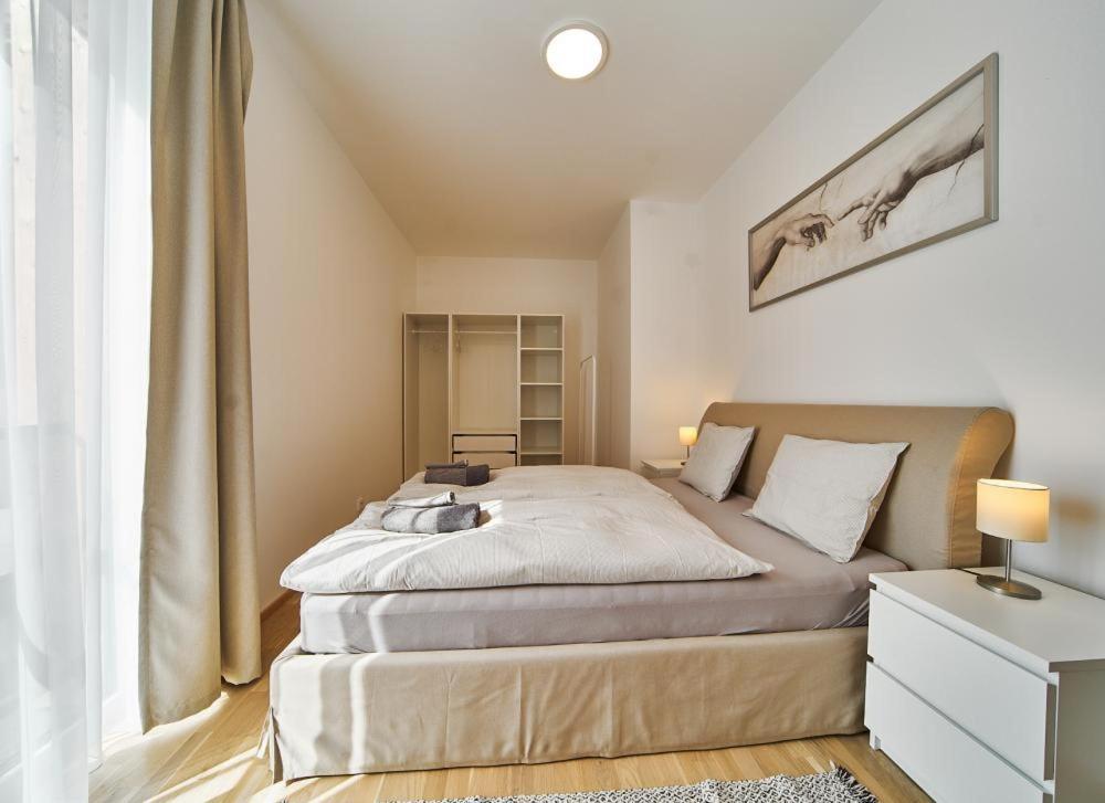 Dolcevita Apartments Гаррахов Екстер'єр фото